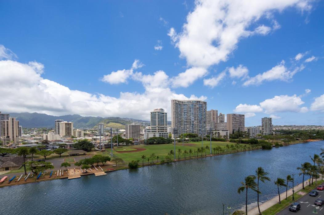 Modern Waikiki Sleek Studio Honolulu Exterior photo